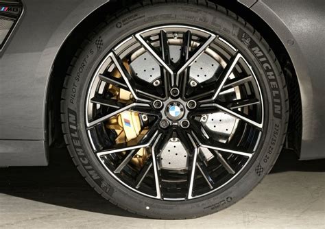 Experience bmw m8 coupé, bmw m8 coupé und bmw m850i xdrive. مواصفات واسعار بي ام دبليو M8 كومبيتشن المكشوفة 2020