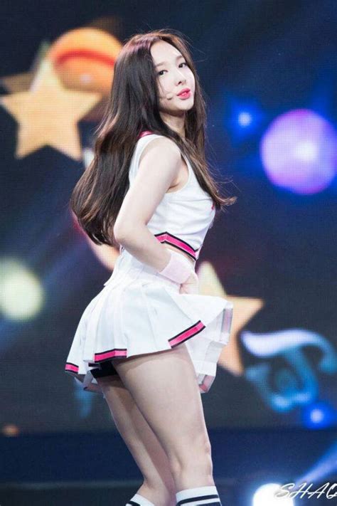10 Photos Of Twice Nayeon S Sexiest Outfits