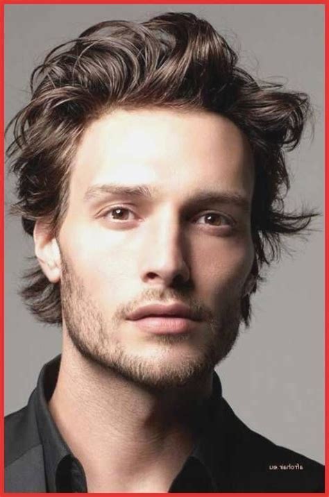 Curly hair can be difficult to control, but the best curly hairstyles for men can give you an unique look other hair types or textures can't. #curly hairstyles 2c #curly hairstyles short hair #7 curly ...