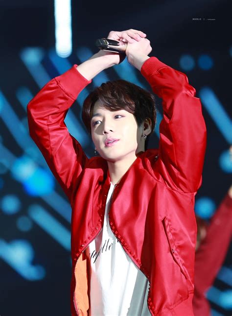 Foto jungkook foto bts jungkook selca bts taehyung jeongguk jeon min yoonji bts beautiful bts aesthetic pictures bts playlist. Jungkook || #jungkook #BTS | Foto jungkook, Korean bands, Jeon jungkook