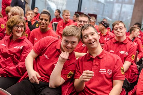 All olympic athletes are pretty amazing, but some really stand out from the crowd. We Are More: Gemeinsam auf dem Weg zu den Special Olympics ...
