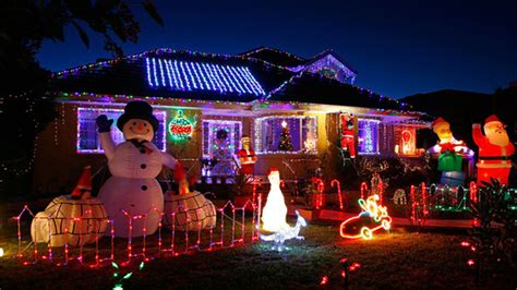 Where To See Christmas Lights 2019 Melbourne Suburb And Street Ellaslist