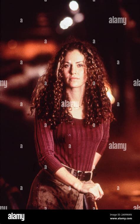 Daylight 1996 Amy Brenneman Hi Res Stock Photography And Images Alamy