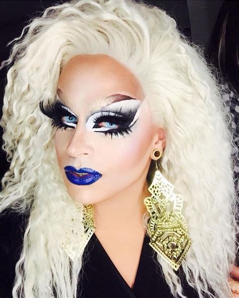 Drag Queen Makeup Lots Of Makeup Drag Queens Rupauls Drag Race