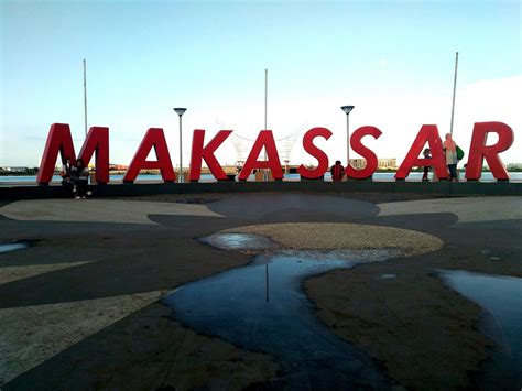 Pantai Losari Makassar Indonesia Spot Foto Foto Dan Tempat Beberapa Kuliner Kota Makassar