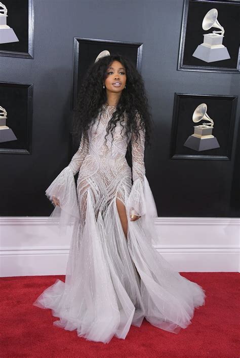 Shop it on our online store.elegent grammy dresses look very elegant and classy not to mention they are. Best & Worst Dressed: 2018 Grammys - nataliastyle