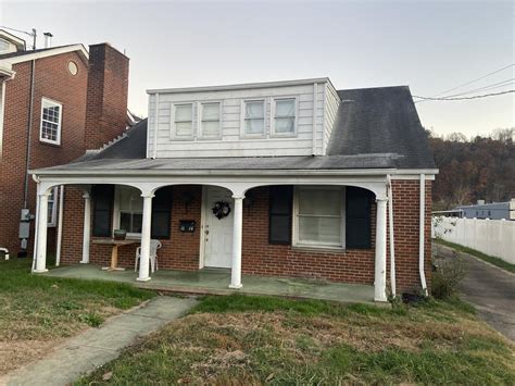 SOLD $70,400 - Spacious 3 Bedroom in Charleston Selling to the Highest