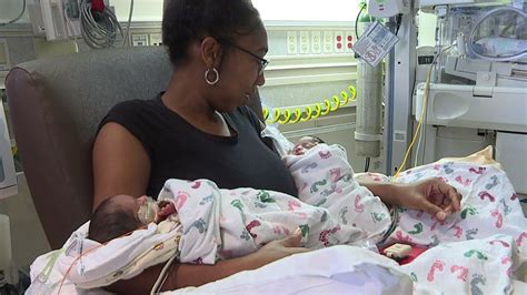 Oh Baby Missouri Hospital Caring For 12 Sets Of Newborn Twins At One