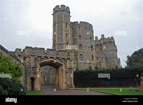 Entrance To Windsor Castle Stock Photo Alamy