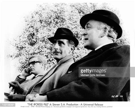 Michael Caine Nigel Green And Frank Gatliff Negotiating With One And News Photo Getty Images
