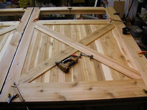 What kind of hinges do you use on a barn door? Tips and Instructions for Building a Superior Overhead ...