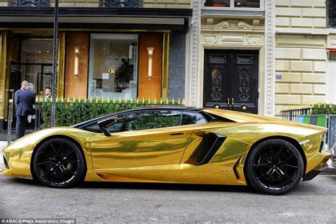 Zzz News And Story 5 Photos Lamborghini Aventador Gold Expensive Cars
