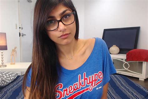 goodwill umeki paar mia khalifa interview radio vollständig alarmierend drehen