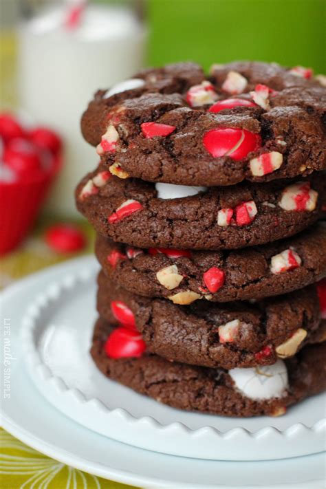 20 Christmas Cookie Candy And Bar Recipes Life Made Simple