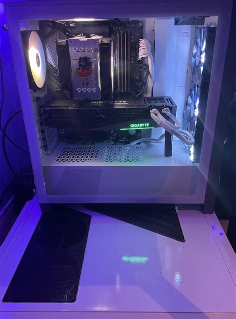 New Custom Build I Like Sit My Gaming Computers On The Corpse Of