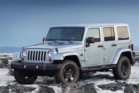 Ready to learn how to take the doors off of a jeep? 2012 Jeep Wrangler Unlimited Specs, Price, MPG & Reviews ...