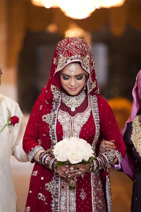 Ob im standesamt oder bei der freien trauung: arabische hochzeitskleider 5 besten | Arabische ...