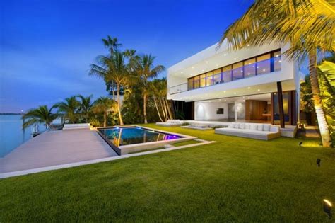 The Miami Beach Residence Beach House Design Architecture Miami Houses