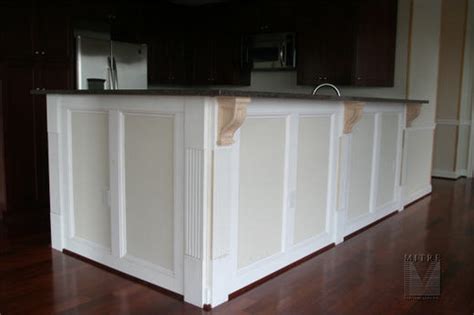 What is wainscoting in a house. - MITRE CONTRACTING, INC.