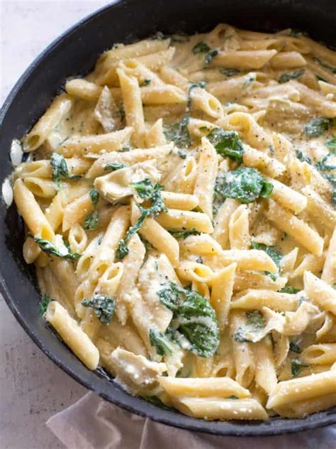 One Pan Spinach Artichoke Pasta The Girl Who Ate Everything Bloglovin