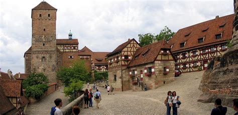 Die nürnberger burg liegt nördlich der pegnitz auf einem sandsteinrücken oberhalb der sebalder altstadt. Eine Reise Nach Deutschland: Die Altstadt von Nürnberg