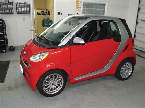 Read on to learn more about the 2011 smart fortwo passion coupe in this editors' notebook article from the automotive experts at automobile magazine. 2011-2015 Smart Fortwo Coupe Car Audio Profile