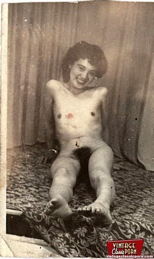 Vintage Chicks With Hairy Pussies In The Fourties