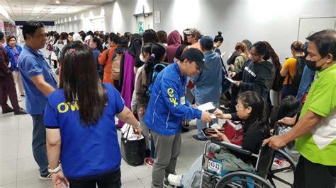 Ph Gov T Helps Distressed Ofws Return Home From Kuwait The Global