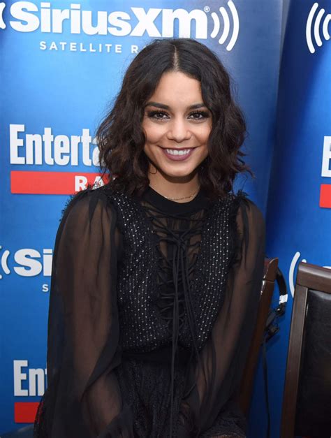 Vanessa Hudgens Siriusxm Radio At Comic Con 2016 16 Gotceleb