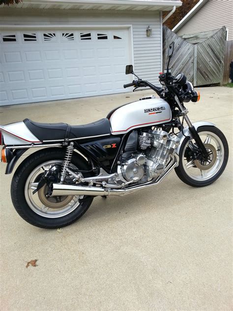 The honda cbr series are sport bikes. 1979 CBX HONDA 1000 SUPERSPORT 6 CYLINDER
