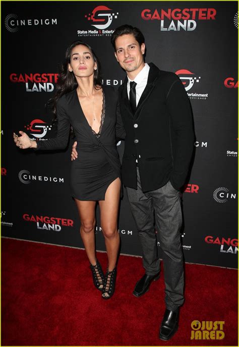 photo sean faris gets support from wife cherie daly at gangster land premiere 14 photo