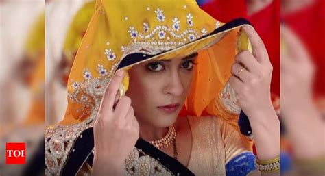 Saath Nibhana Saathiya Written Update June 1 2017 Sameera Stoops To A New Low Times Of India