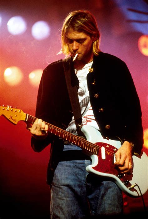 Kurt Cobains Grunge Style In 12 Vintage Photographs Kurt Cobain