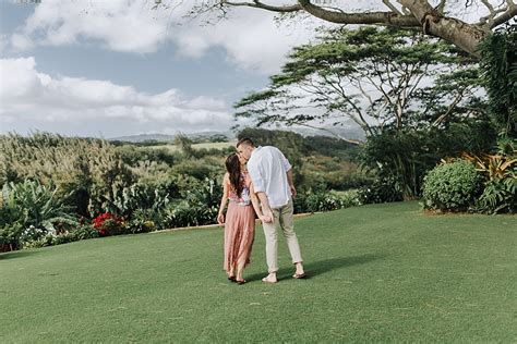 Dreamy Kauai Engagement Photography Mckenzie And Robert Hanalei Hawaii Cadencia Weddings