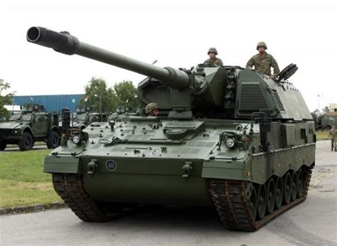 Croatia Took Delivery Of Its Two First PzH 2000 155mm Self Propelled