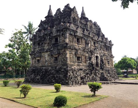 Candi Sari A Buddhist Temple In Yogyakarta Indonesia Sailendra