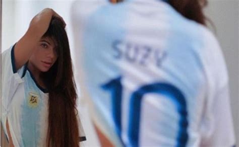 Suzy Cortez Se Desnuda Y Manda Mensaje A Leo Messi