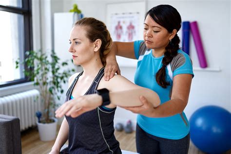what are the facilities available in physical therapy centers redcolombiana