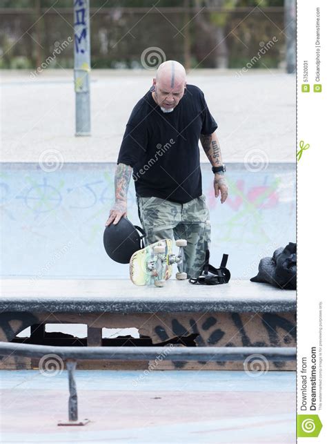 Skater Getting Ready Stock Image Image Of Aged Active