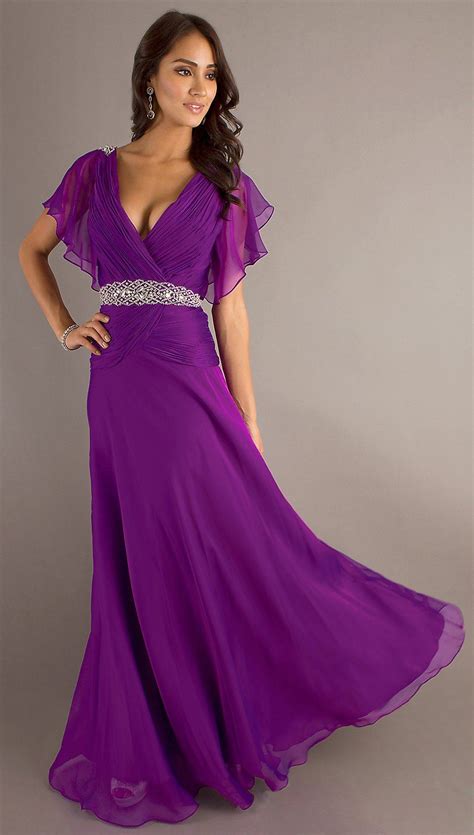 Modest Long Purple Formal Gown V Neckline Short Sleeve Chiffon Purple