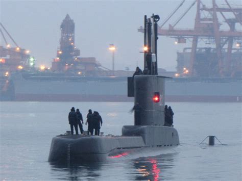 The ship is named after the nanggala (plough), a weapon owned by prabu baladewa. Berita HanKam: KRI Nanggala-402 Kembali Perkuat Koarmatim ...