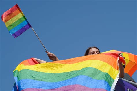 Etats Unis Plus 20 Des Jeunes S’identifient Désormais Comme Lgbt Valeurs Actuelles