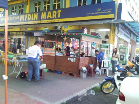 Es besteht hauptsächlich aus vier phasen, in denen sich diese townships gut entwickelt haben und strategisch günstig in der mitte der stadt johor bahru gelegen sind. AHLIMAJLIS BANDARAYA JOHOR BAHRU (ZON BANDAR BARU UDA)