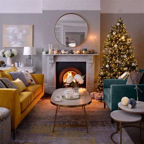 30 Christmas Decorating Ideas For Living Room Decoomo