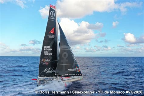 The event followed in the wake of the golden globe which had initiated the first circumnavigation of this type via the three capes (good hope, leeuwin and horn) in 1968. Vendée Globe: Herrmanns Yacht steht für 2,7 Mio zum ...