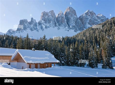 Le Odle Group Geisler Spitzen Val Di Funes Italian Dolomites