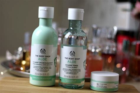 The body shop aloe vera roll on deodorant terjamin. The Body Shop Aloe Calming Skincare Products - Nicolished ...