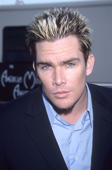 While frosted tips will inevitably remind you guys of the 90 s when done right they can look good. 90s frosted tips : nostalgia