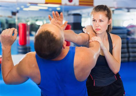 Self Defense Techniques Every Women Must Learn | AlignThoughts Web ...