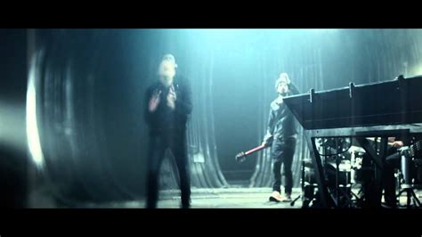 Linkin Park Burn It Down Official Music Video Bratak Youtube